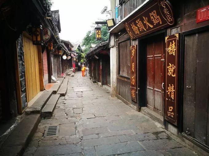 想问下各位爸爸妈妈，七个多月的宝宝一天吃几顿辅食的呢？游戏画面